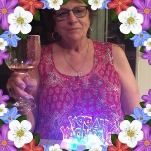 Meet your Posher, Kathie